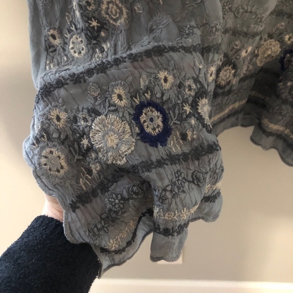 Johnny Was Embroidered floral tunic top grey XL - Picture 4 of 7